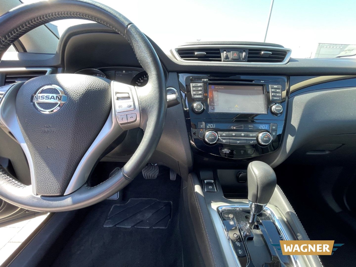 Fahrzeugabbildung Nissan Qashqai N-Connecta Automatik Tempomat