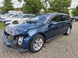 Volkswagen Passat Variant 2.0 TDI DSG Elegance - Volkswagen Passat: Unfallwagen