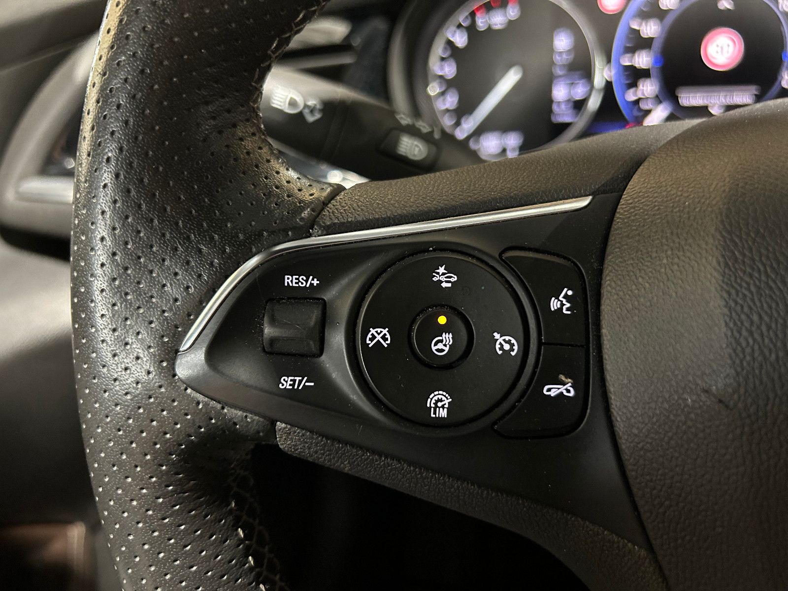Fahrzeugabbildung Opel Insignia B Sports Tourer Ultimate/MEMORY/ACC/APP