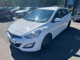 Hyundai i30 1.6 GDI Trend cw - Hyundai i30 in Augsburg