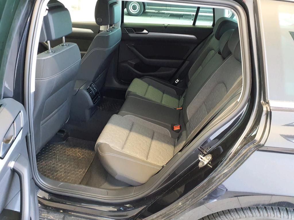 Fahrzeugabbildung Volkswagen Passat Variant TSI Business DSG Matrix Navi ACC