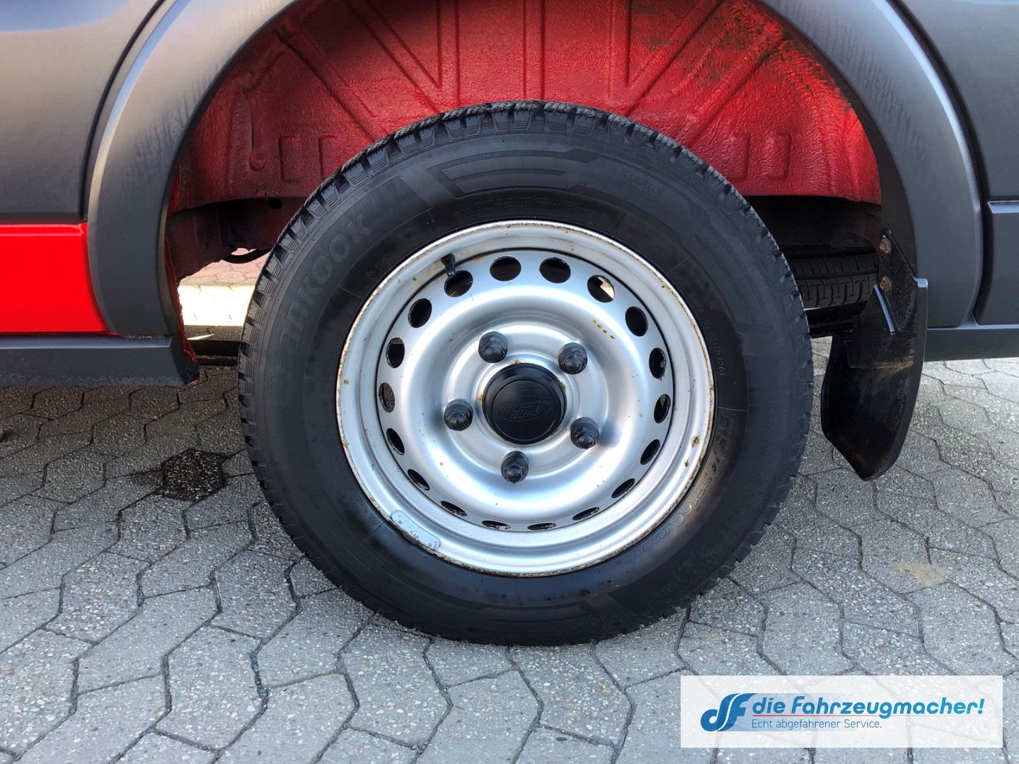 Fahrzeugabbildung Ford Transit Kombi 350 Behindertengerecht *4085