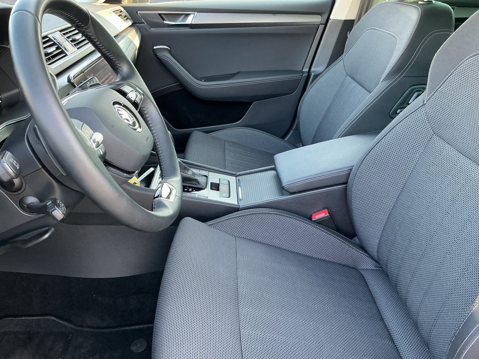 Skoda Superb - Bild 12