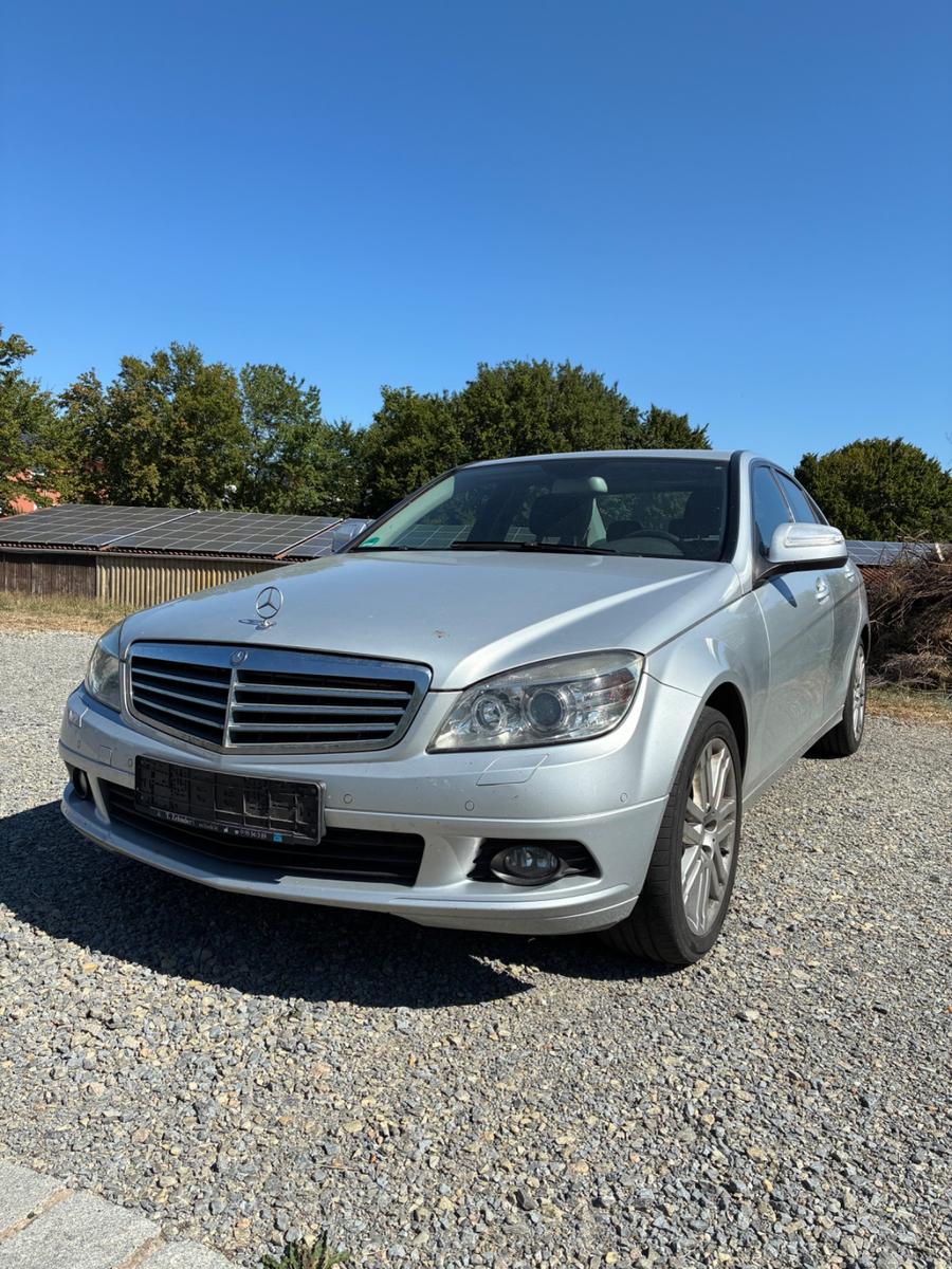 Mercedes-Benz C 220 C Limousine C 220 CDI