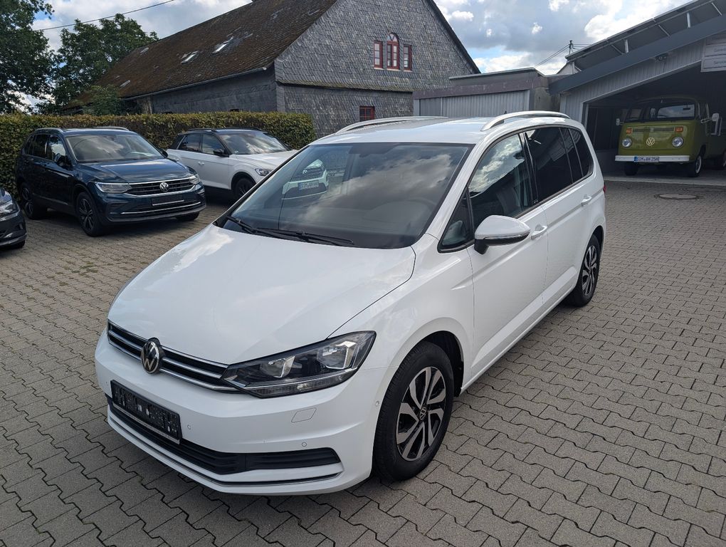 Image of Volkswagen Touran