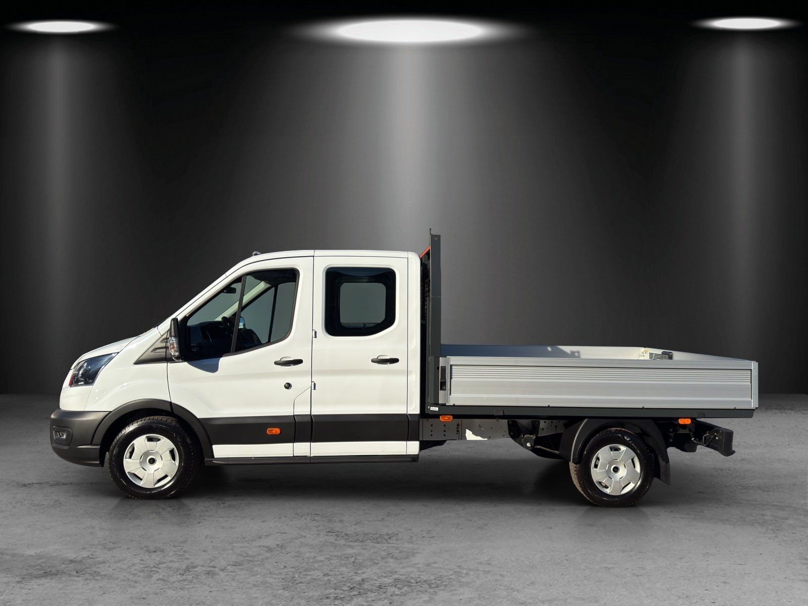 Fahrzeugabbildung Ford Transit Doka Pritsche 350 L3