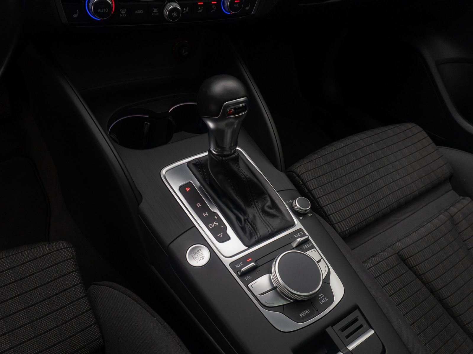 Fahrzeugabbildung Audi A3 Ambition Xenon DAB Navi Panorama Lordos Sound