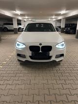 BMW 118d 143 PS Xenon Sitzheizung Harman/K... - BMW 118: 118d Ps