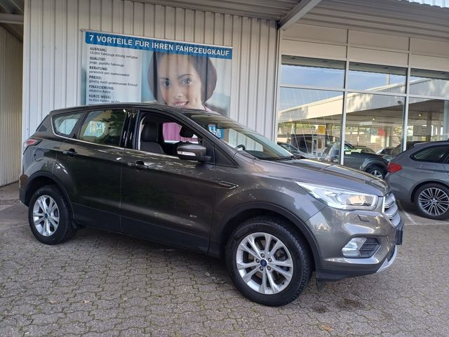 Ford Kuga 1.5 EB AUTOM.TITANIUM 4x4 PDC SHZ ALU KLIMA