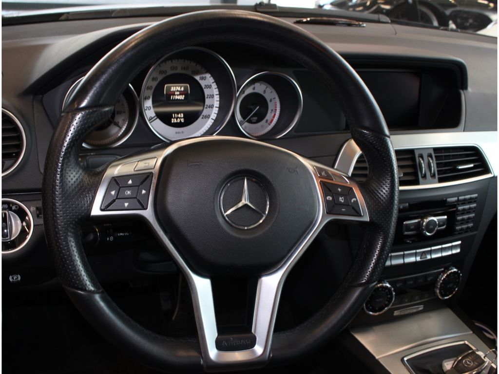 Fahrzeugabbildung Mercedes-Benz C 200 CGI AMG Line 2.Hand+H&K+Comand