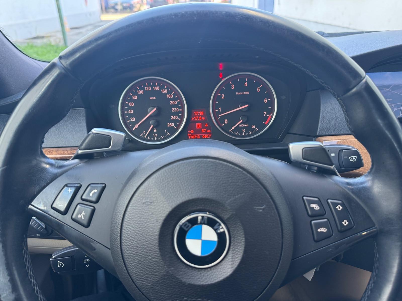 BMW 530 iA Touring 272 ch • BVA • Pack M • Cuir • Toit Ouvrant
