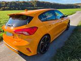 Ford Focus 2,3 EcoBoost ST Styling-Paket ST Styli... - Ford Focus: Von Privat