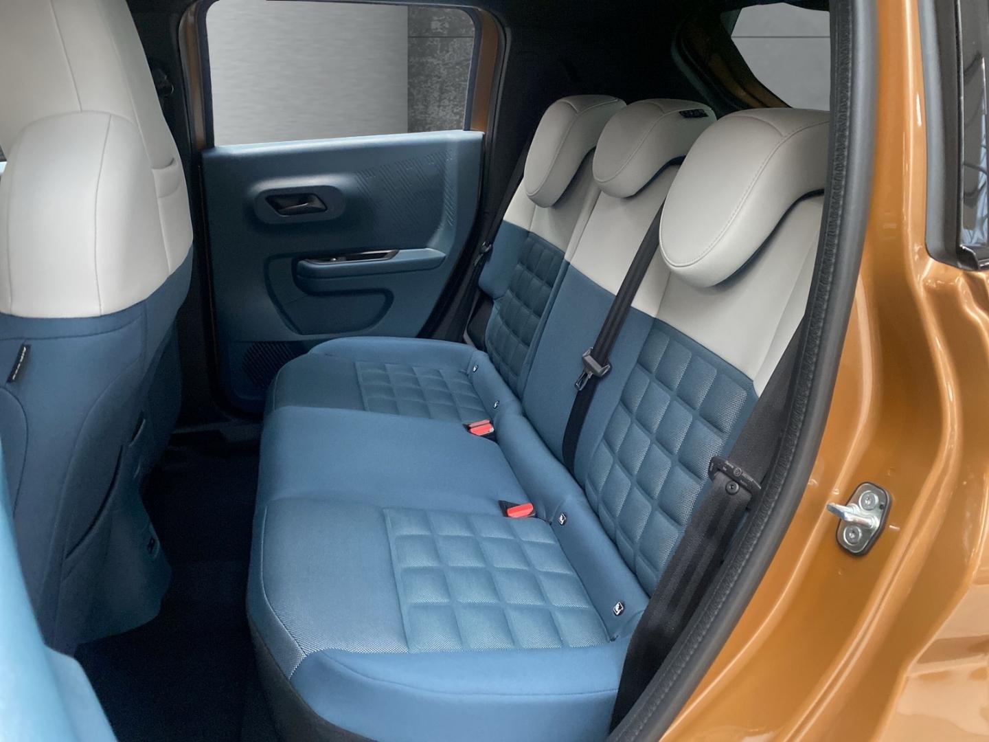 Fiat Grande Panda -e La Prima Leasingaktion Winterpak