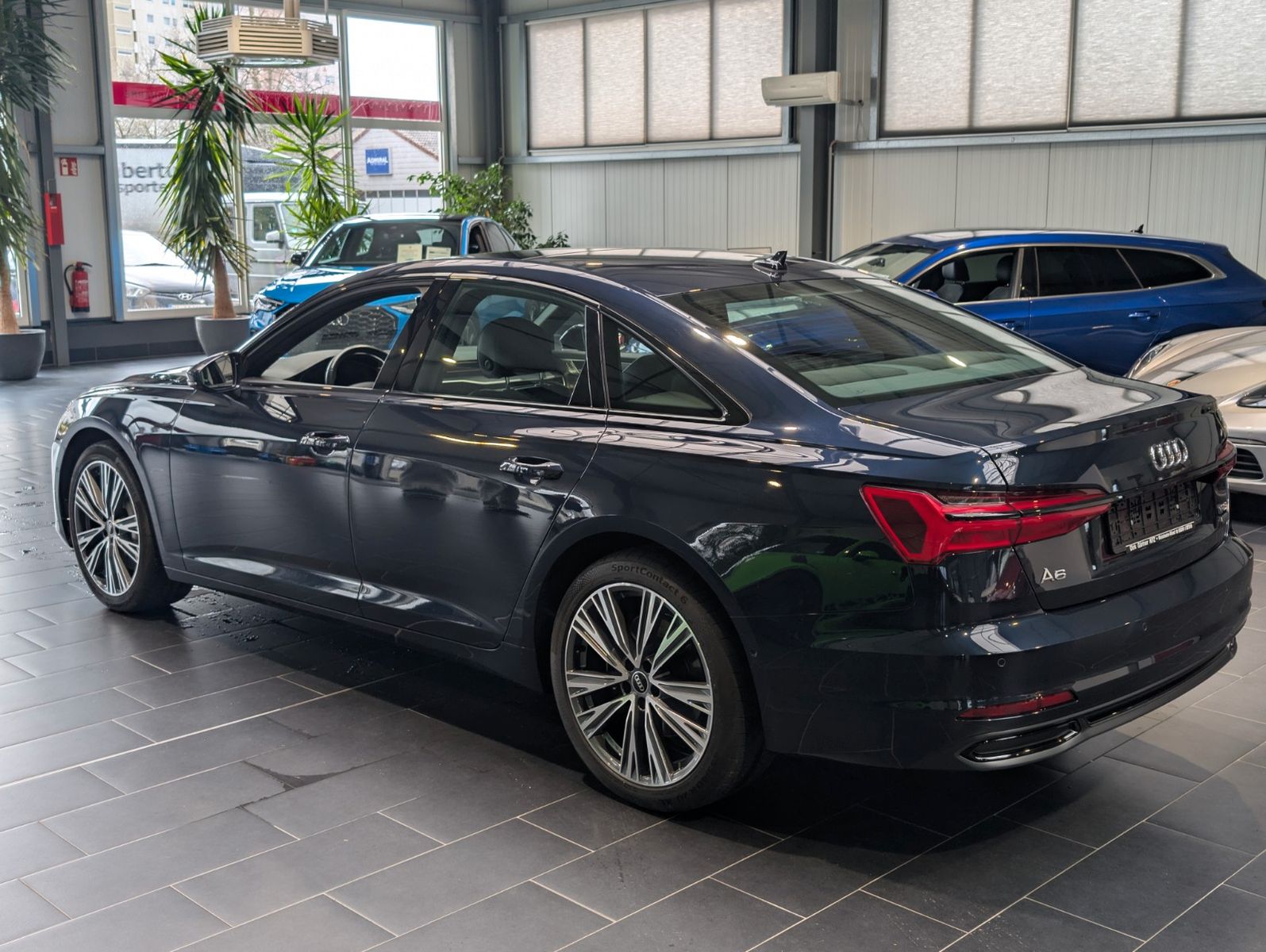 Audi A6 55 TFSI quattro S tronic sport 8-fach foto 2