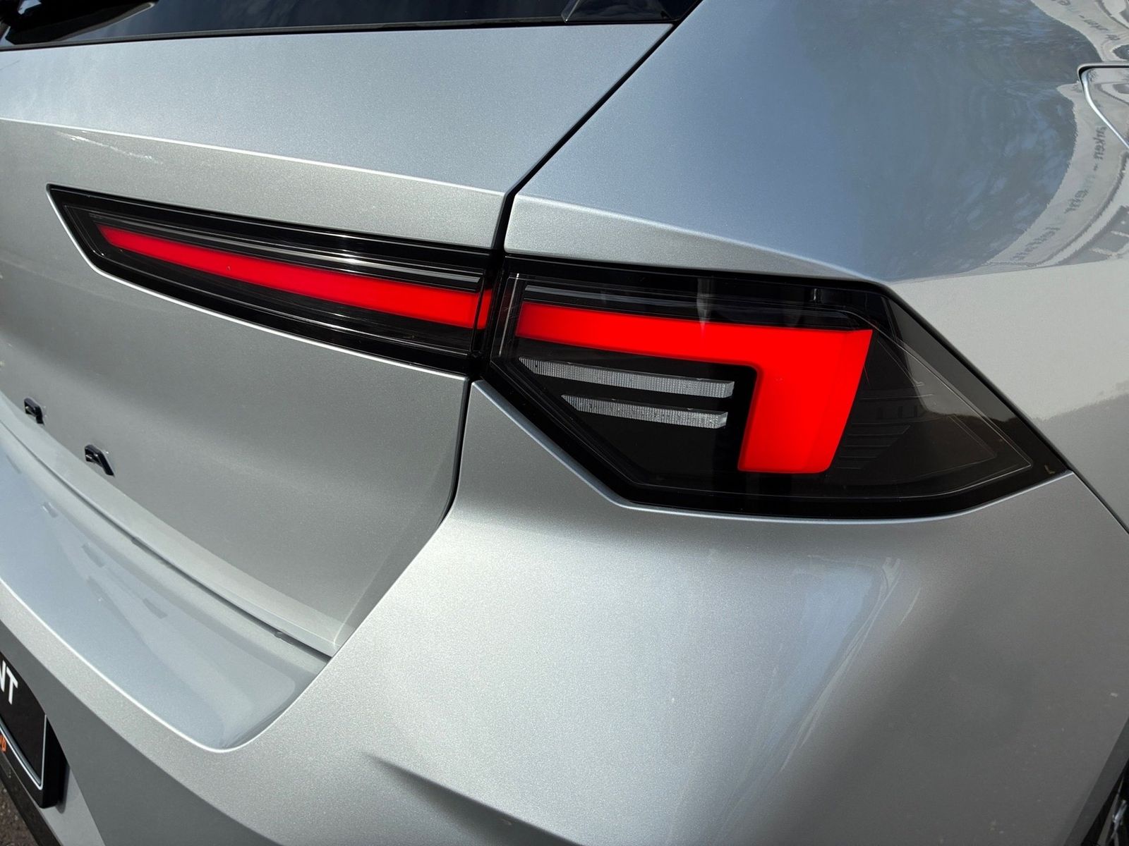 Fahrzeugabbildung Opel Astra L 1.2 Turbo GS Kamera,Pano,Sitzhzg,Allw.