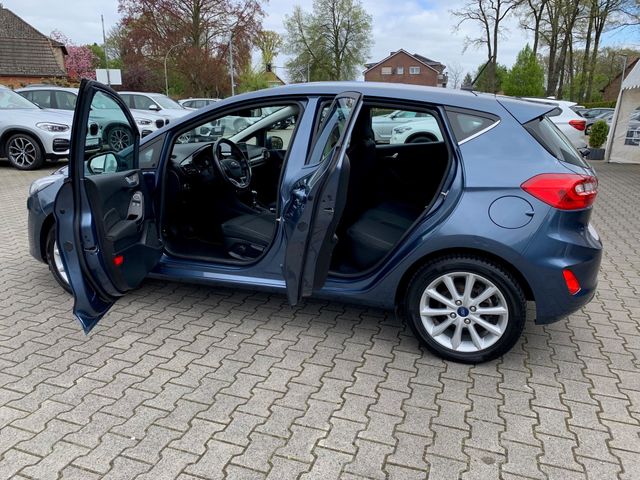 Fahrzeugabbildung Ford Fiesta 1,0 Titanium+5-Türer+CarPlay+Sportsitze