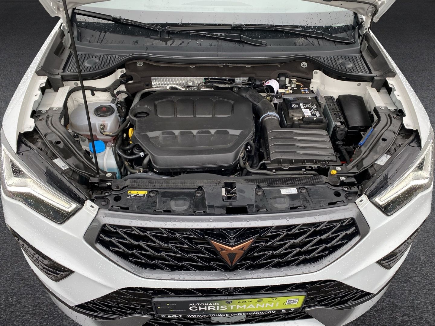 Fahrzeugabbildung CUPRA Ateca VZ 4Drive AD AHK-klappbar Navi Digitales C