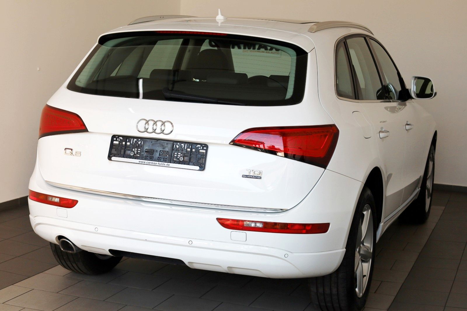 Fahrzeugabbildung Audi Q5 2.0 TDI quattro T.Leder,Navi,Xenon,Panorama