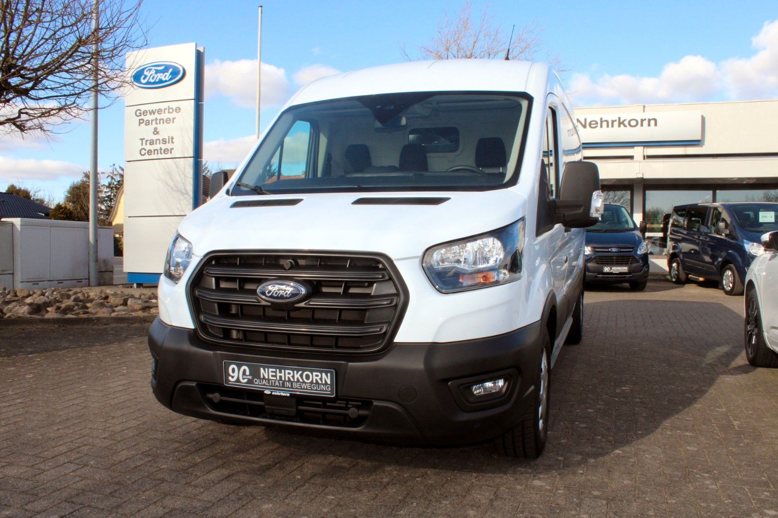 Fahrzeugabbildung Ford Transit L3 H2 Aut. Kasten hoch lang KLIMA