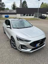 Ford Focus 1,0 Hybrid ST-Line X, Auto,Pano,Matrix