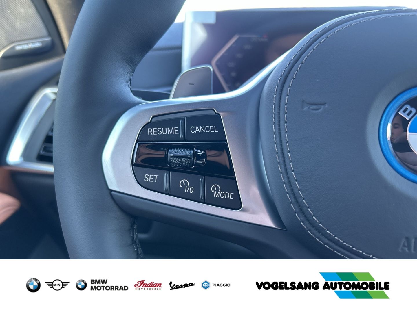 Fahrzeugabbildung BMW X5 xDrive50 e M Sport Pro Park-Assistent Pano