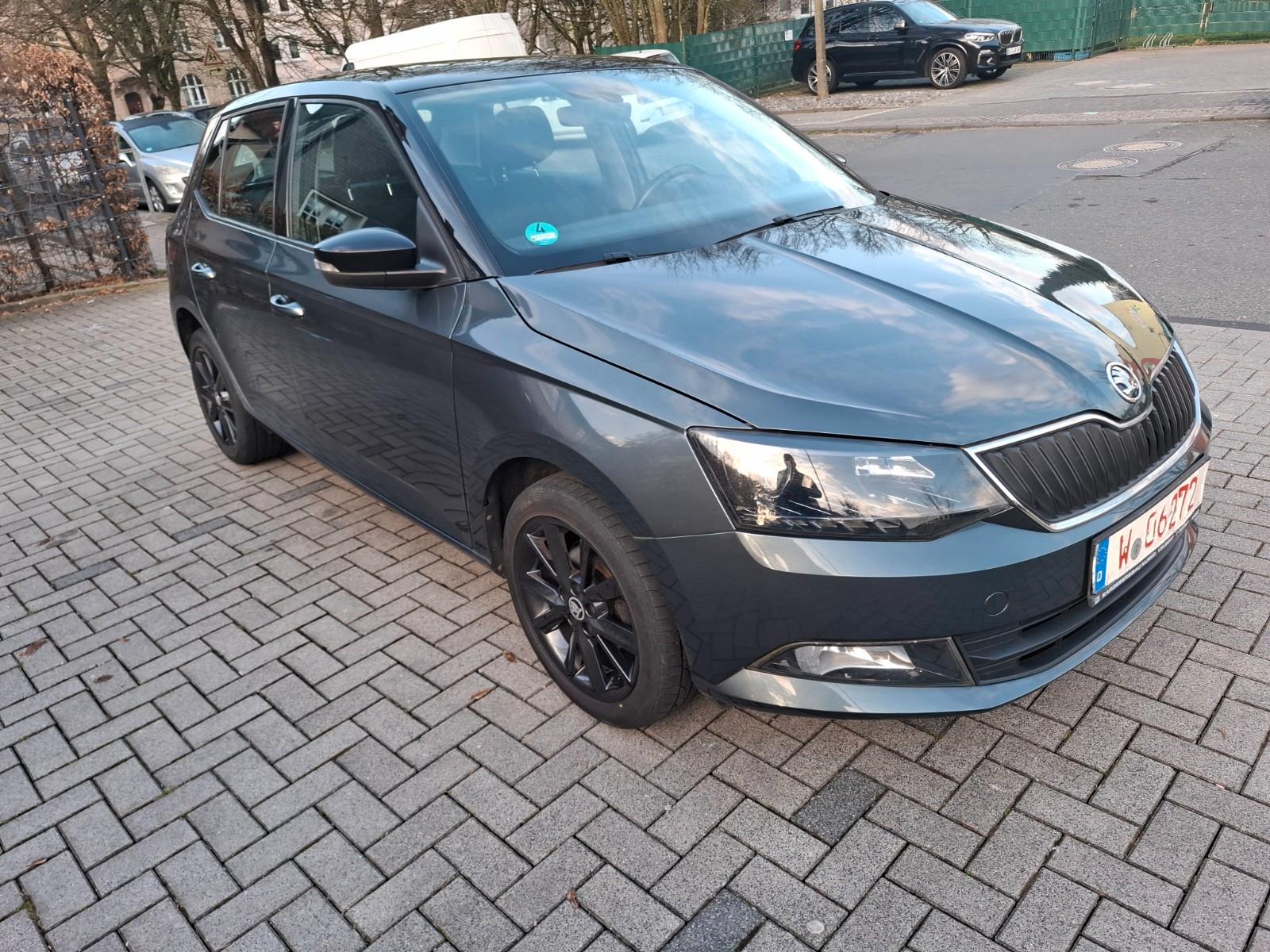 Skoda Fabia Style 1 HAND TÜV NEU
