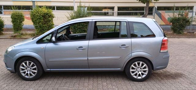 Opel Ich verkaufe mein Auto Opel Zafira