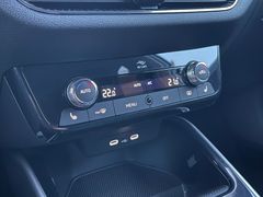 SKODA Fabia beheizb. Frontsche+Lenkrad SHZ ACC CarPlay