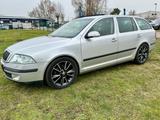 Skoda Octavia Combi Ambiente - Skoda Octavia aus 2007: Ambiente