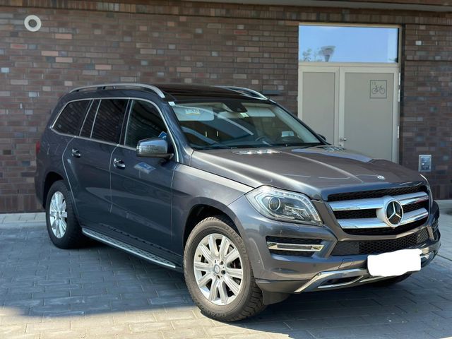 Mercedes-Benz GL 350 BlueTEC 4MATIC - 7 Sitzer Pano Navi