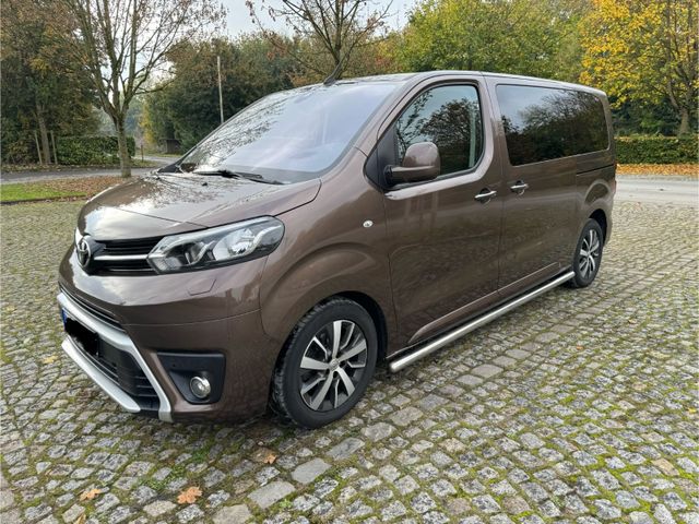 Toyota Proace (Verso) 2,0-l-D-4D 130kW L1 Family Co...