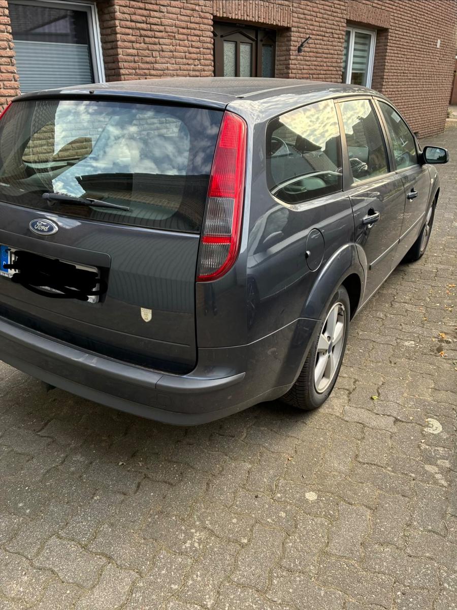 Ford Focus 2006 — двигун 1.596 cm³, 116 HP (85kW)