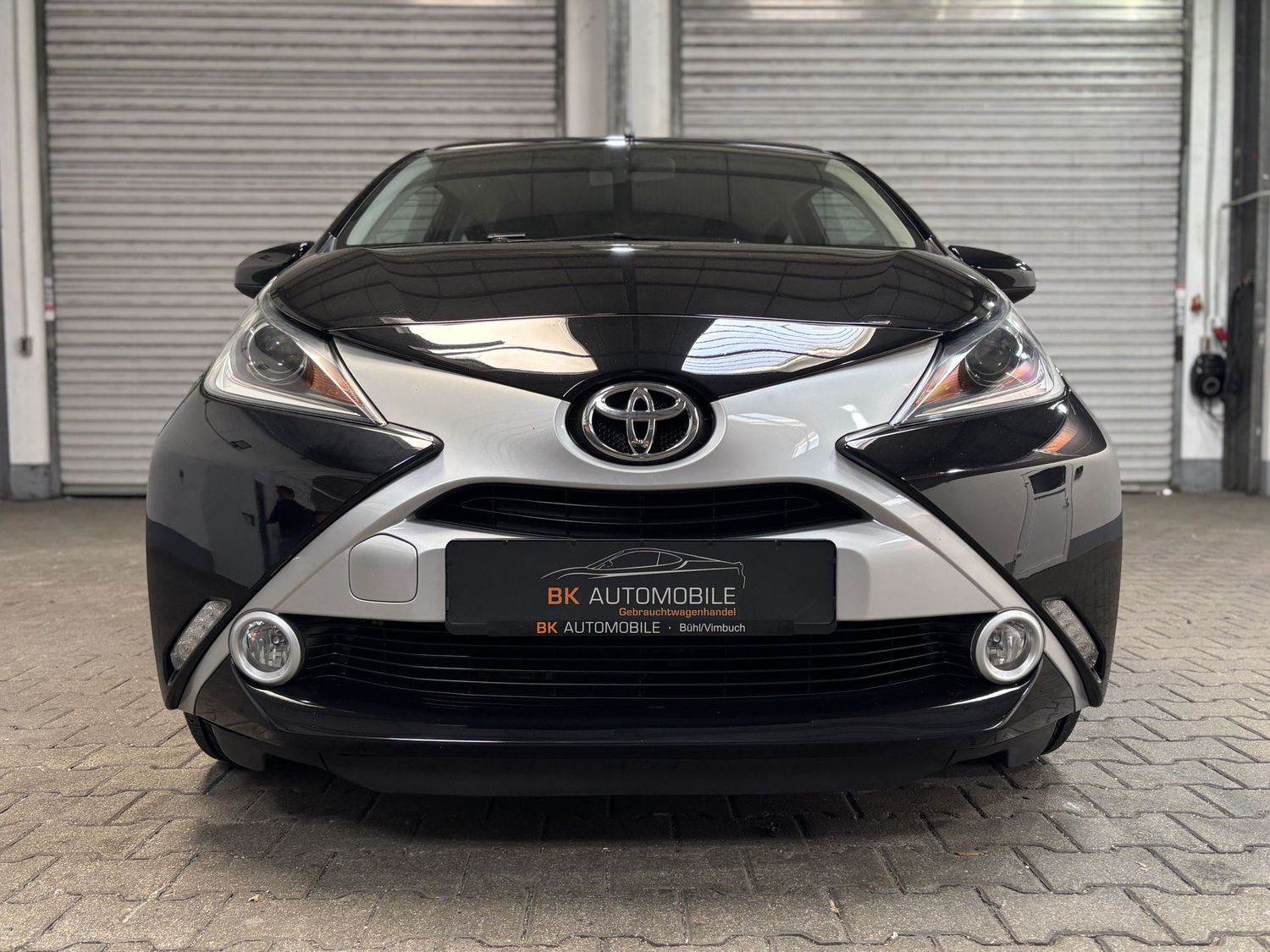 Fahrzeugabbildung Toyota Aygo x-wave#Kamera#Faltdach