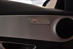 MERCEDES-BENZ C 200 T~Navi~9G-Automatik~Standhzg~LED~Teilleder