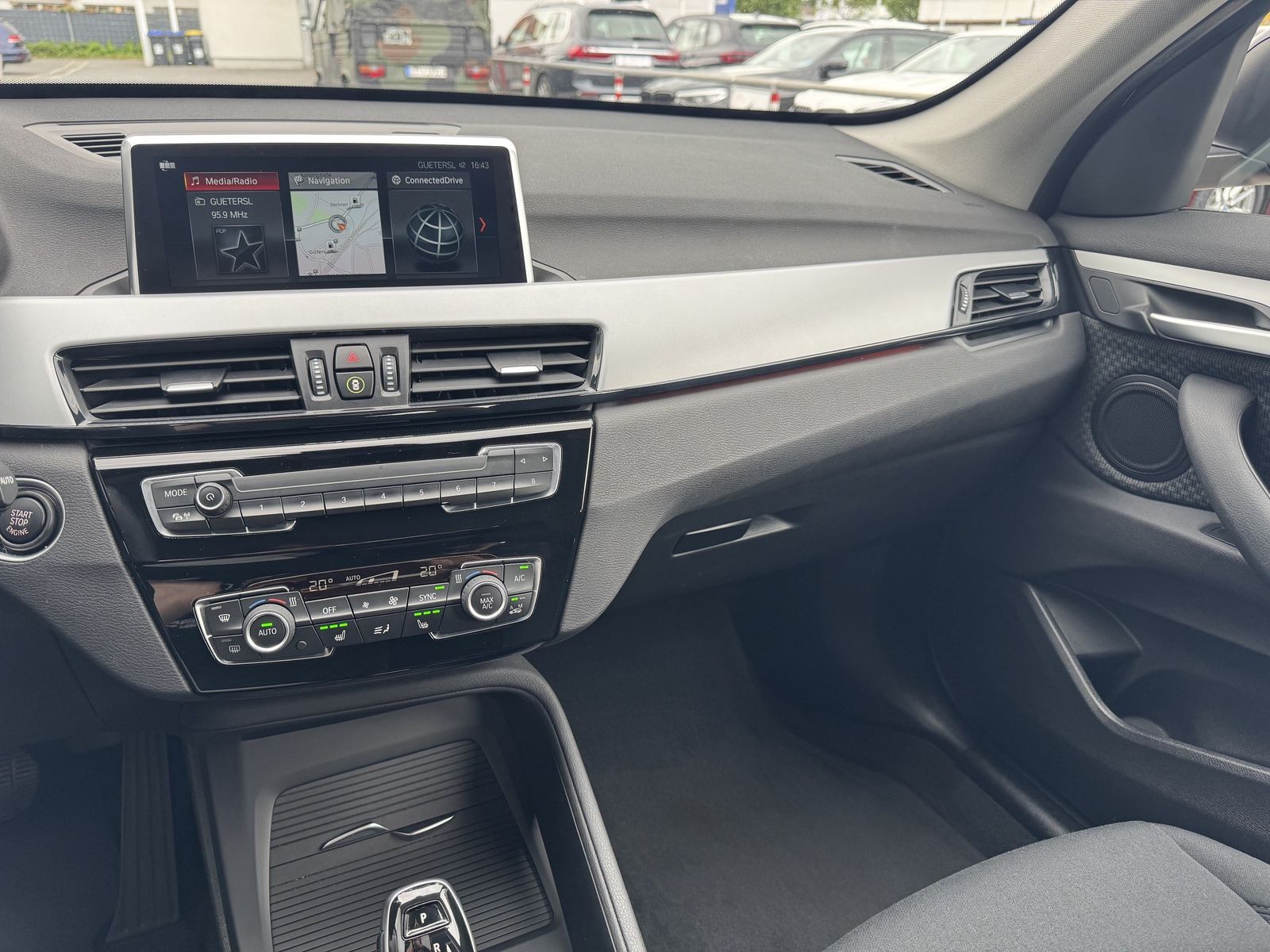 BMW X1 sDrive18d Advantage Kamera Sitzh Navi LED foto 9