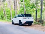 Land Rover Range Rover Sport 5.0 V8 SC SVR SVR - Land Rover Range Rover Sport mit Benzin-Antrieb: Weiß
