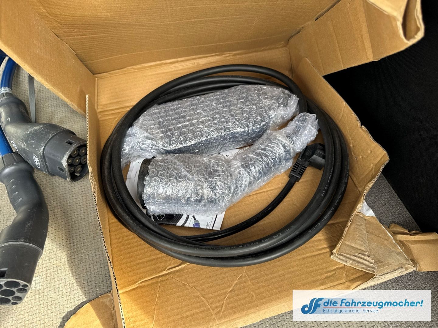 Fahrzeugabbildung Ford Transit Kasten E 350 L3 Trend Navi 360 Kamera AC