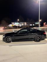 Mercedes-Benz C 43 AMG/4 Matic/ Schiebedach/ Scheckheft - Mercedes-Benz C 43 AMG mit Benzin-Antrieb: Sportwagen, Automatik