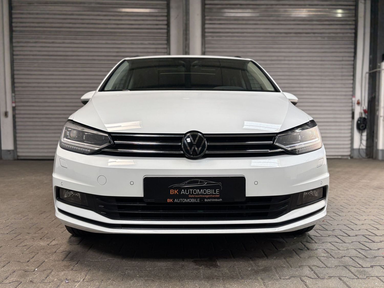 Fahrzeugabbildung Volkswagen Touran 1.5TSI 7Sitze#LED#Pano#Virtual#Kamera#ACC