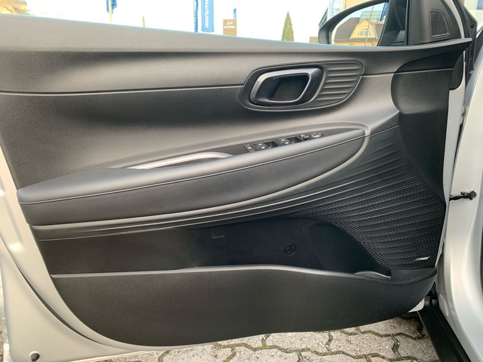 Fahrzeugabbildung Hyundai BAYON 1.0 T-GDI 7-DCT Trend Mild-Hybrid BOSE LED