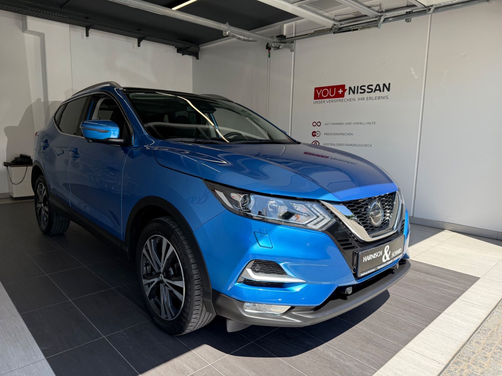 Fahrzeugabbildung Nissan Qashqai N-Connecta, 360° Kamera, Navi, Winterpa.