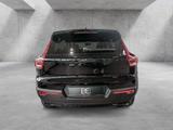 Volvo XC40 2.0 Plus Black Edition 2WD ACC FACEL. LED - Volvo XC40 Black Edition Gebrauchtwagen