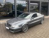 Volvo C70 T5 - Volvo C70: Coupé
