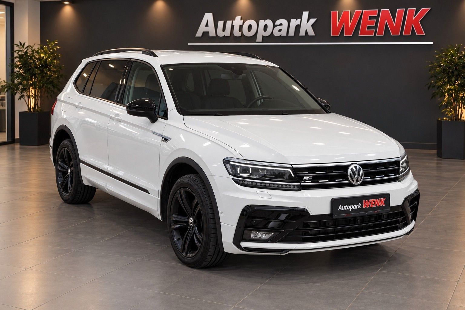 Volkswagen Tiguan Allspace Highline 4Motion R-LINE LED VOLL
