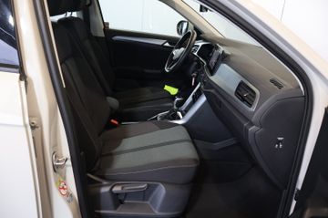 Volkswagen T-Roc 1.5 TSI Life AID+CARPLAY+LED+AHK