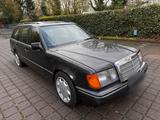 Mercedes-Benz W124 S124 300 TE 4-Matic Led... - gebrauchte Mercedes-Benz E 300 aus dem Jahr 1989