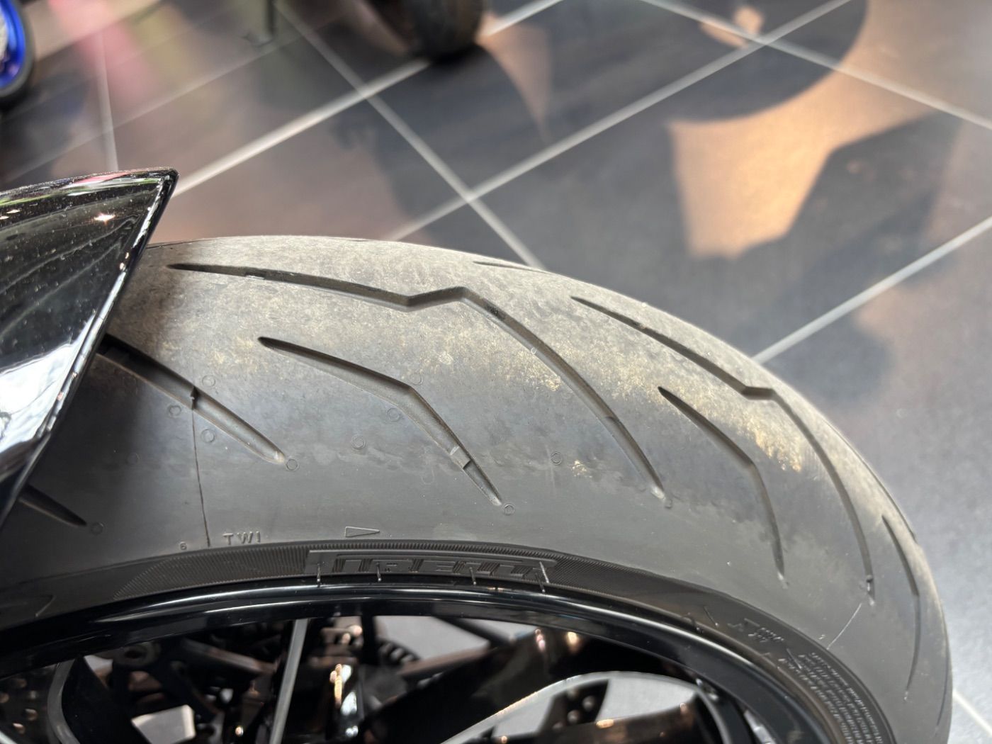 Fahrzeugabbildung Ducati Diavel V 4