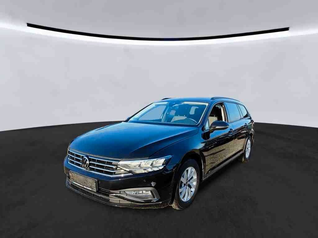 VW Passat Variant Basis 2.0TDI DSG Navi SHZ ACC LED