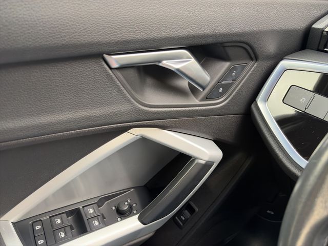 Q3 35 2.0 TDI quattro advanced SHZ KAMERA LED