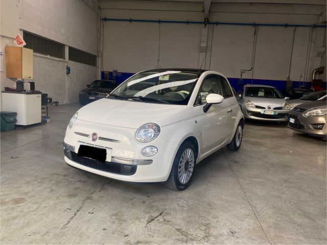 Fiat 500 1.2 benzina tetto panoramico neopatenta